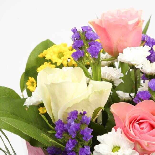 Sweet Floral BouquetThis Beautiful Bouquet, carefully selected flowers with foliage are expertly arranged to create this dramatic design. This stunning gift is the ultimate gift to create an impression. Beautifully wrapped and tied with ribbon before bein