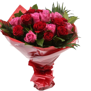 12 Red Pink Blush Rose Bouquet