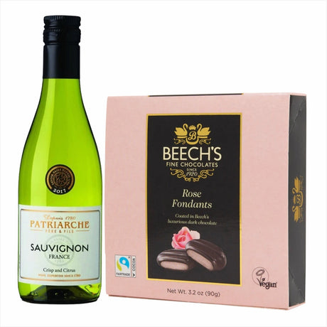 Patriarche Sauvignon Blanc 18.7cl Rose Fondants ChocolatesPatriarche Sauvignon Blanc 18.7cl Rose Fondants Chocolates Citrus fruits on the nose, this wonderful wine is fresh and has a well balanced finish & Milk Tray Chocolates£11.99